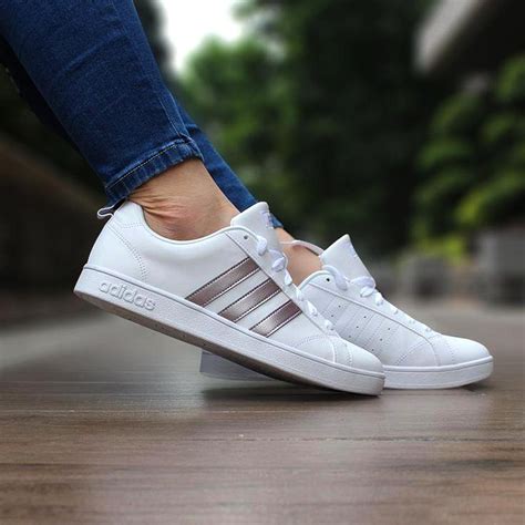 tenis adidas blancos para mujer 2018